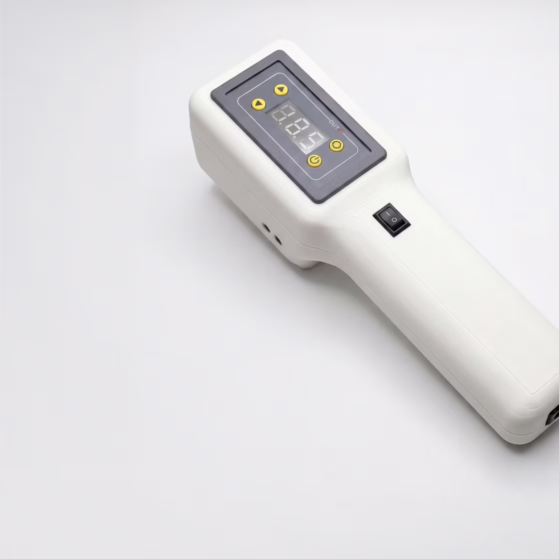 The device, front view